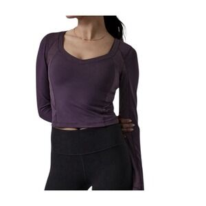 Athleta Top Womens XXS Purple‎ Long Sleeve Crop Shanti Lace Athleisure Workout